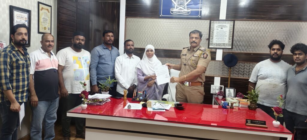 Pune police officials receive memorandum regarding Shirur Bakrid mega goat theft case